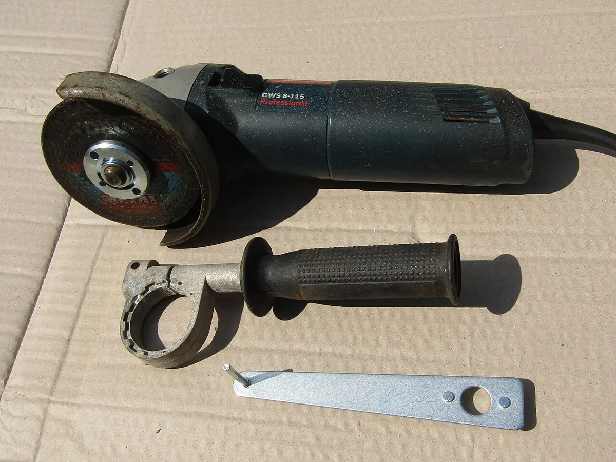 Angle grinder 4"