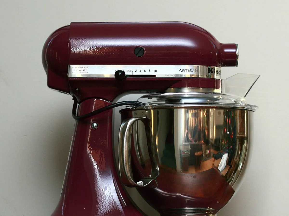 KitchenAid 5-qt stand mixer, photo 2