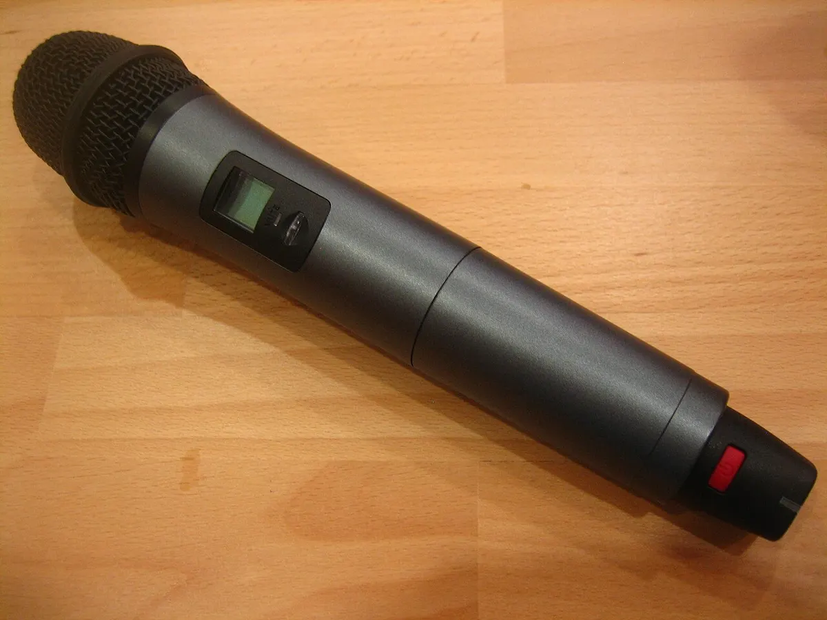 Wireless mic set (2 handheld), photo 2