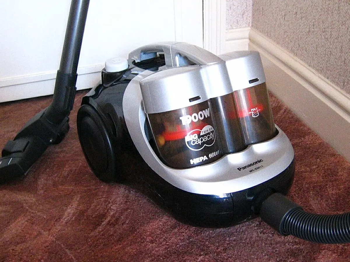 Bissell carpet & sofa shampooer, photo 2