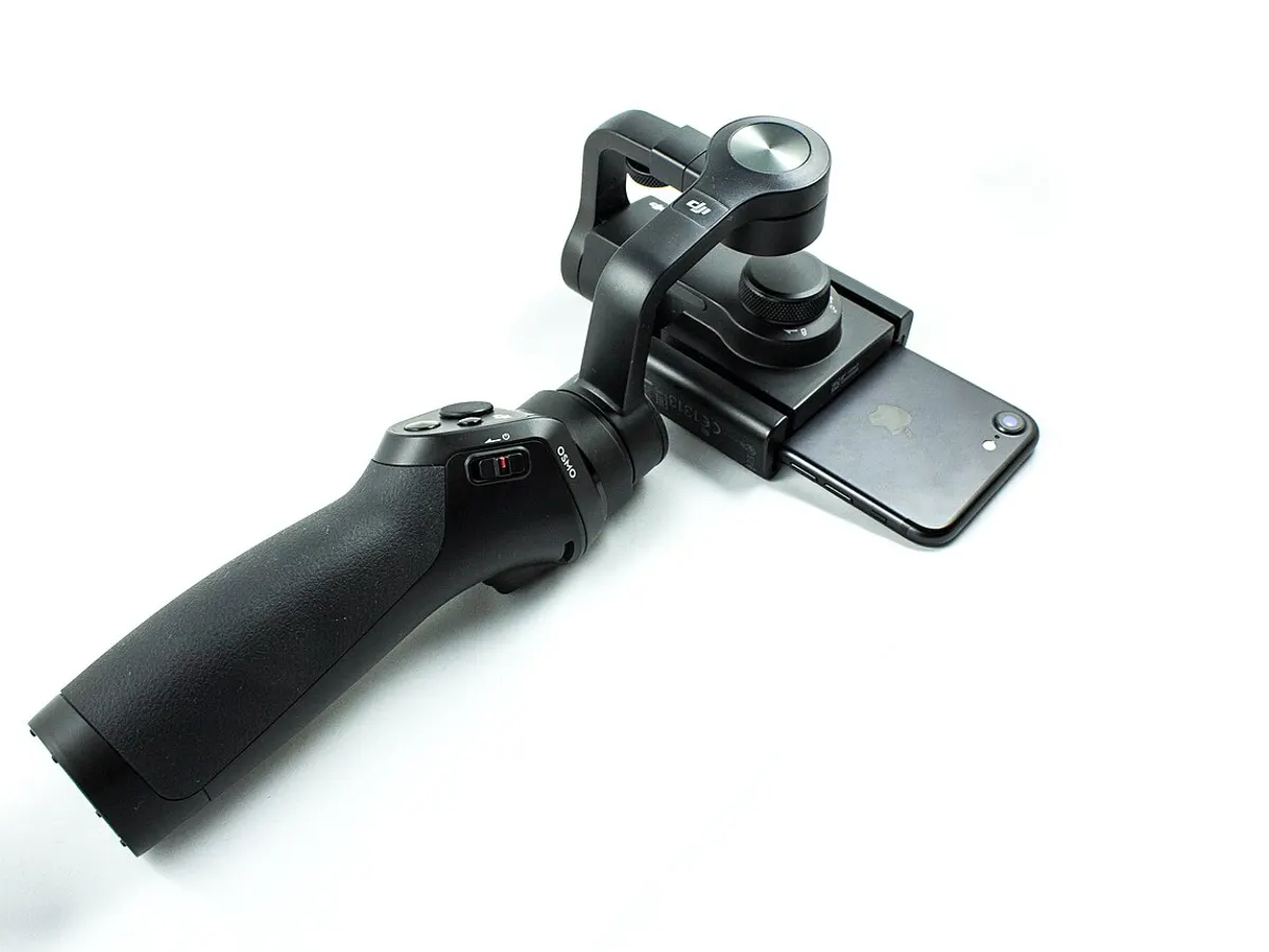 DJI Osmo Mobile 6 gimbal, photo 3