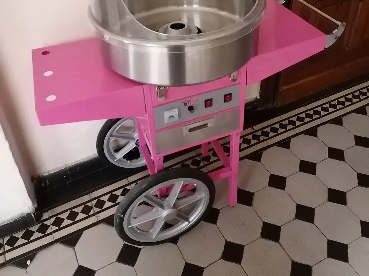 Cotton candy machine