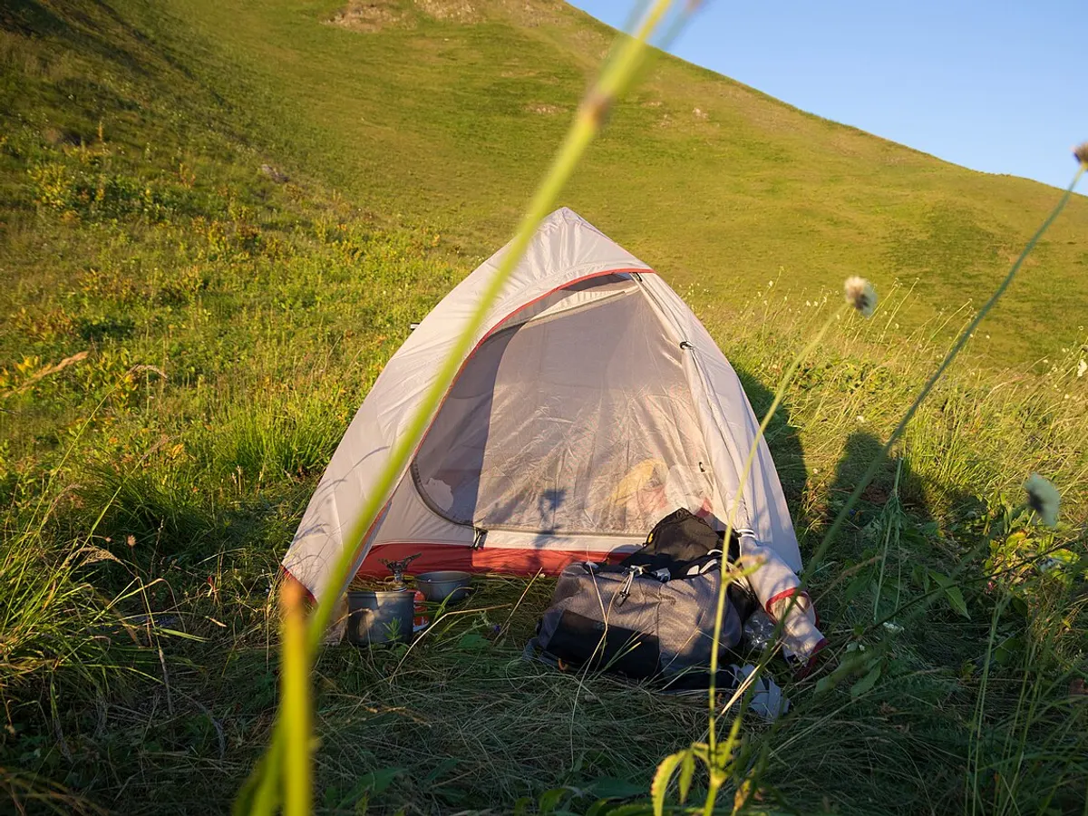 4-person camping tent, photo 2