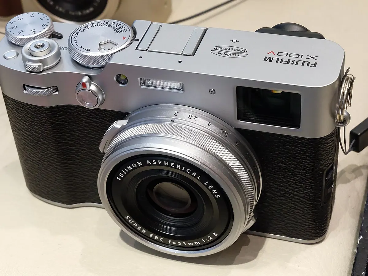 Fujifilm X100V, photo 2